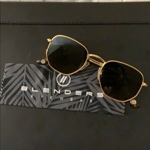 Blenders hexagonal sunglasses